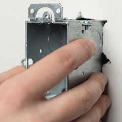 WTL-32M - Wall Box Template & Level for Metal Boxes, 1-Gang and 2-Gang