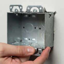 WTL-32M - Wall Box Template & Level for Metal Boxes, 1-Gang and 2-Gang