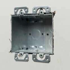 WTL-32M - Wall Box Template & Level for Metal Boxes, 1-Gang and 2-Gang