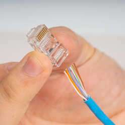RJ45-R510 - Standard CAT5e RJ45 Connectors for Network Cable (Pack of 10)